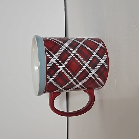 Design Pac Christmas Mug Oversized Red Grey White Plaid Pattern. Pre-owned - Picture 3 of 5